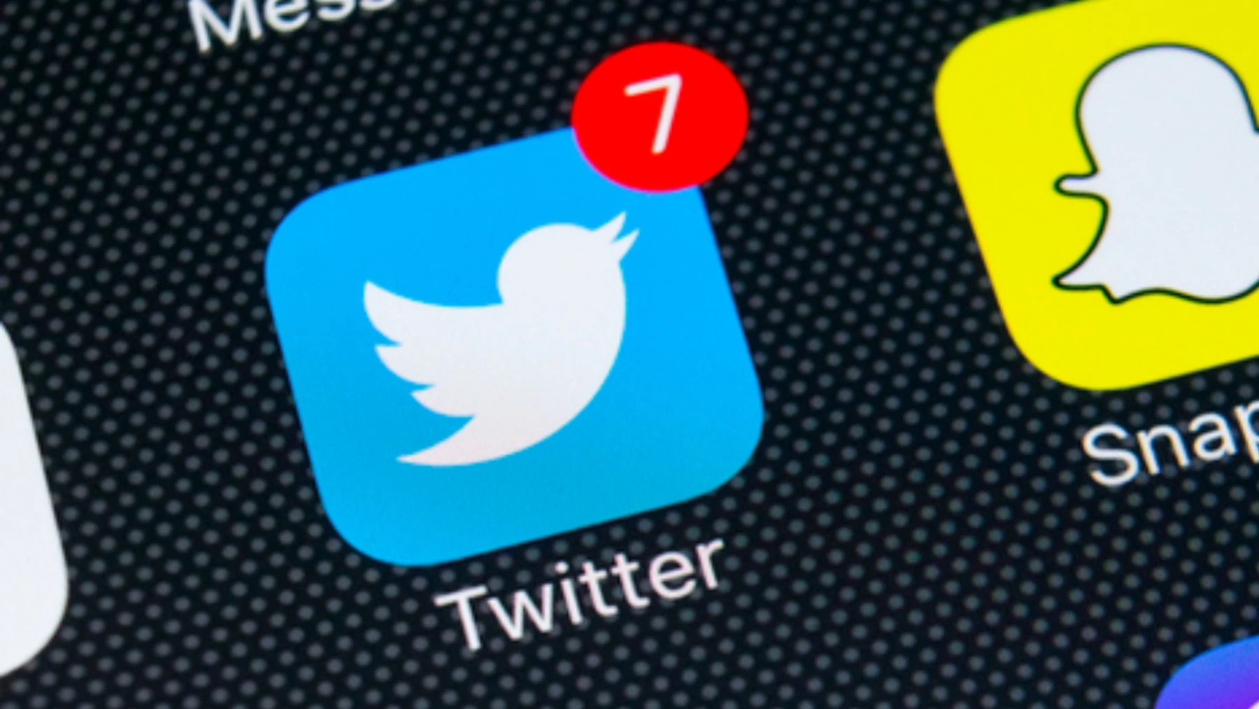 Twitter Blue: la nueva suscripción de Twitter incluye características exclusivas para mejorar la experiencia del usuario y generar ingresos para la plataforma.